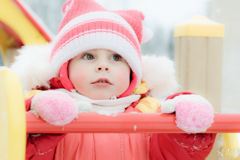 新生嬰兒冬季如何正確保暖，學精這這好多個常見招數寶寶不可病