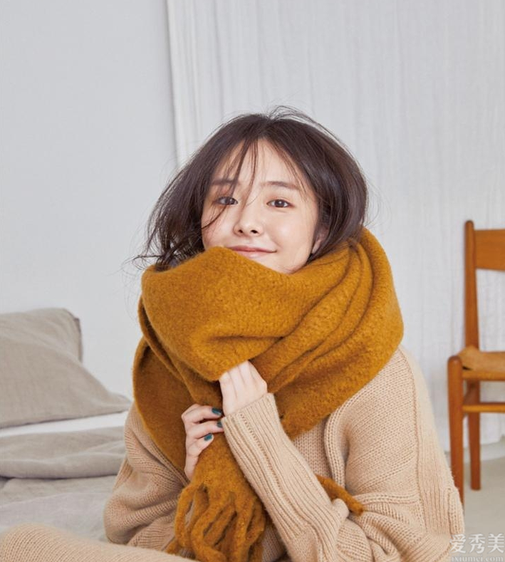 冬季能夠不穿羽絨衣，但一定要圍圍巾，不隻是溫暖也是氣場