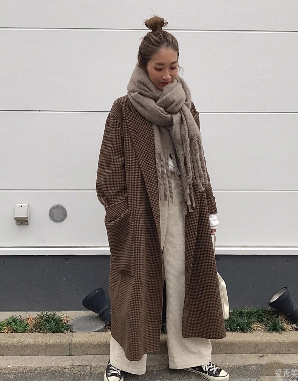 一米5的個子矮的女生冬季怎樣穿？日本素人穿衣打扮示范，簡單易學又清雅