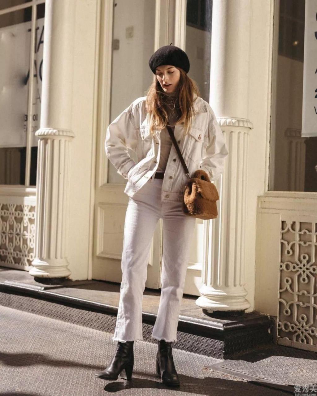 冬季穿白褲子清爽又清雅，那麼配搭簡潔大氣很高級，好氣場更出色