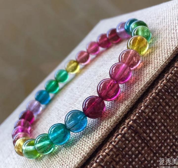 彩色寶石如何維護保養，花大錢買的珠寶首飾還要明白如何保養！