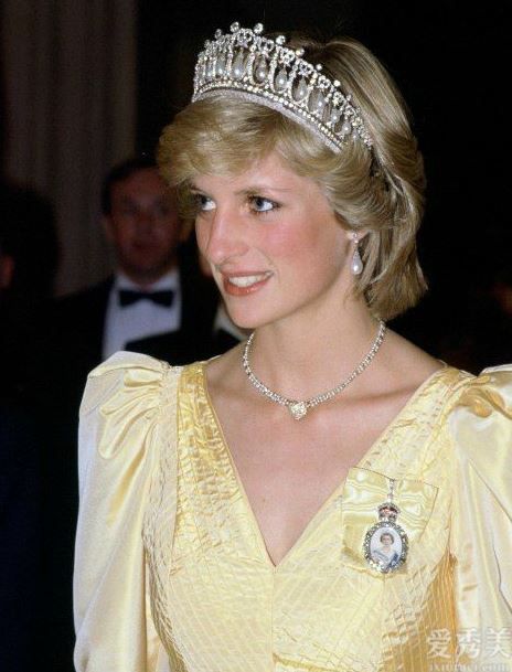 戴安娜王妃戴過的珠寶耳飾，高雅而雅致