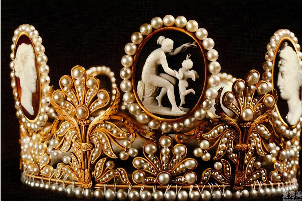 歐美國傢的古典珠寶首飾，張揚的奢侈感，讓人禁不住驚嘆古時候人們的聰慧