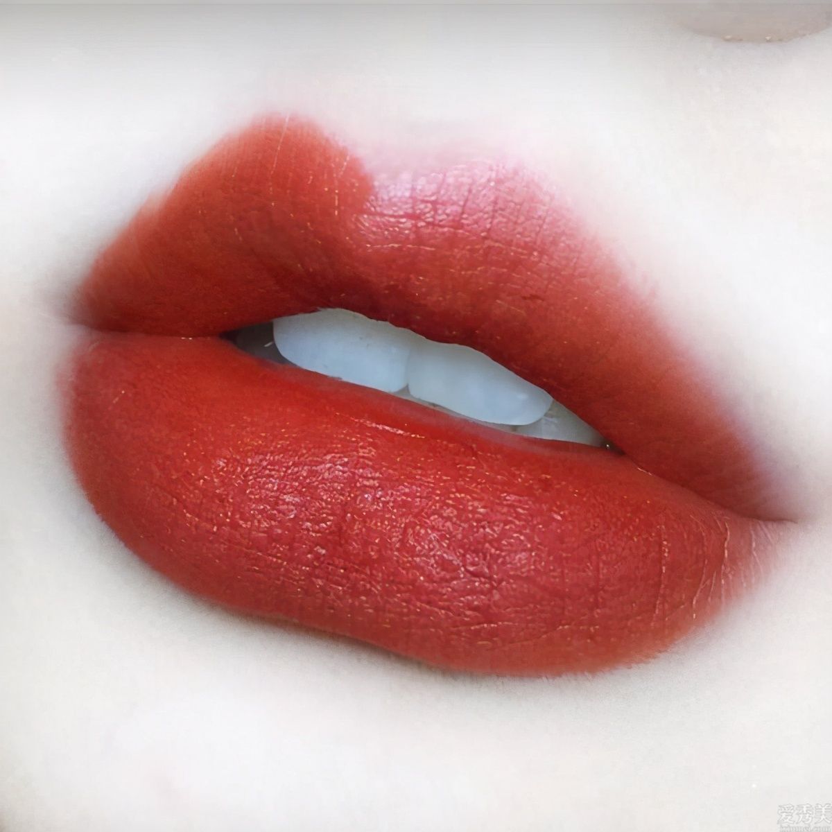 阿瑪尼紅管唇釉哪一個顏色非常值得入？這五個受歡迎色號，每一支都漂亮